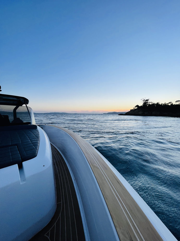 location-yacht-sur-la-cote-d-azur